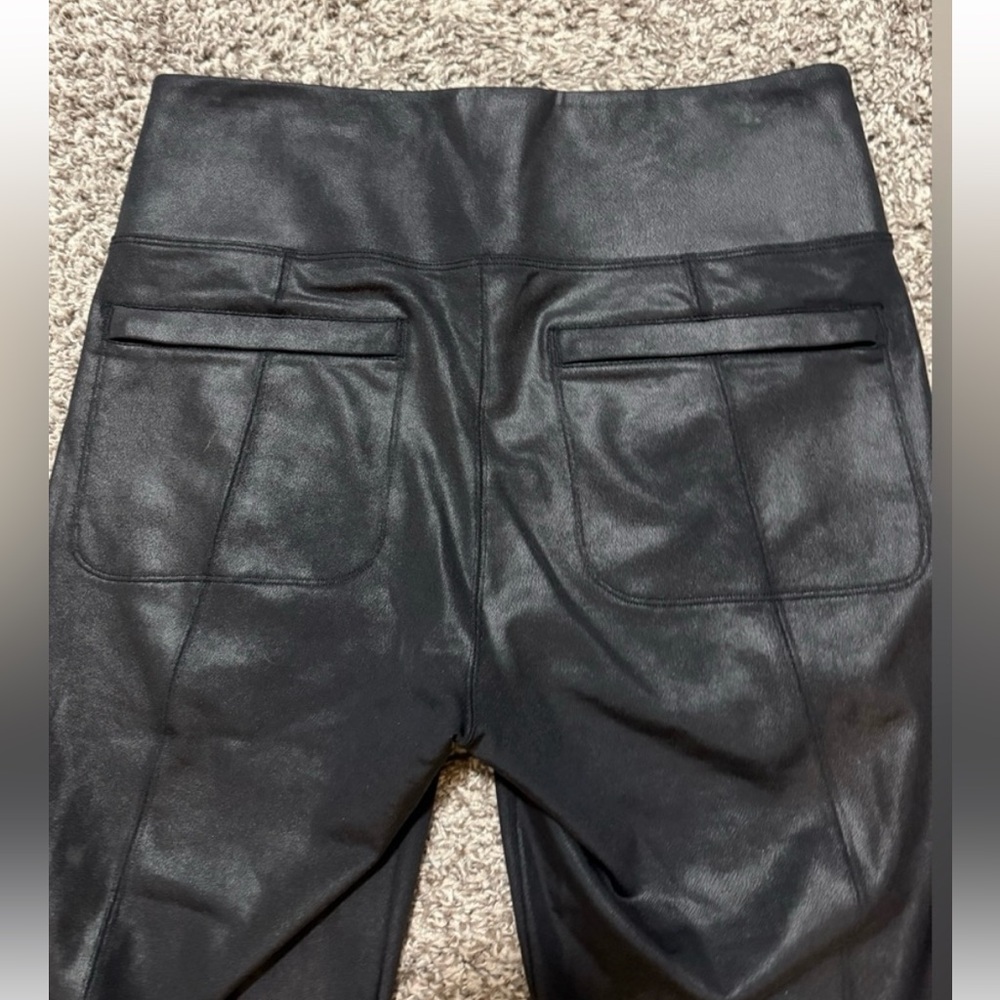 ATHLETA Delancey Gleam Tight Black leggings size medium - Picture 5 of 6